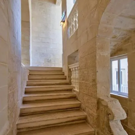 Old 5 By Vallettastay * Valletta