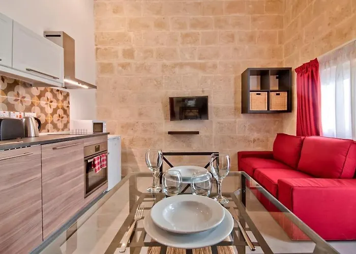 Old 5 By Vallettastay * Valletta