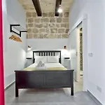 Old 5 By Vallettastay Appartement