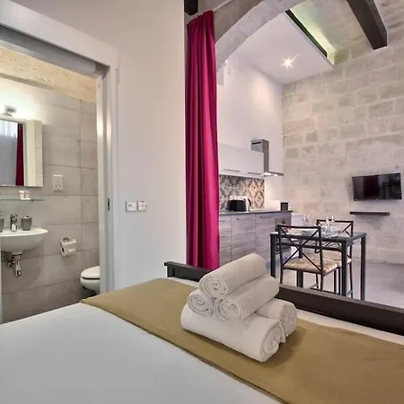 Vallettastay Old 5 *