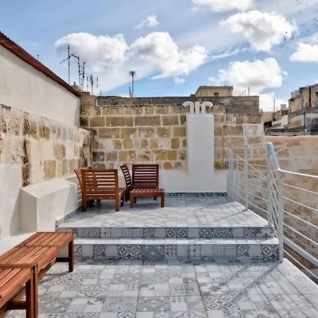 Vallettastay Old 5 *